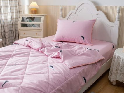 Комплект постельного белья Софи де Марко Касатка (розовый) с одеялом 1,5-спальный
